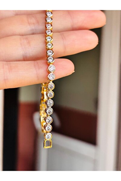 ZEYNVA Row Stone Bracelet