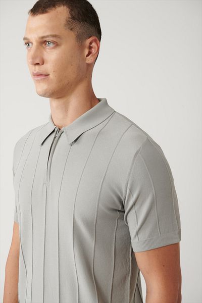 Avva Graues Herren-T-Shirt mit Reißverschluss und geflochtenem Polokragen aus Strick A41y5073