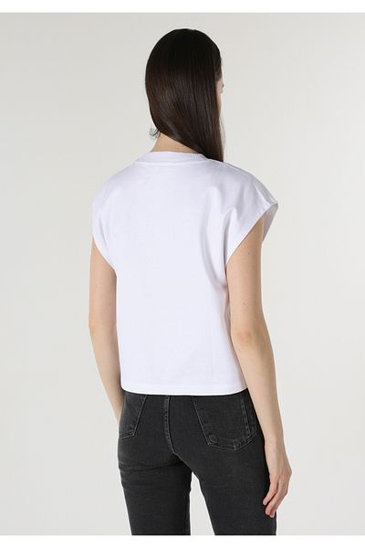 Colin's Tricou alb cu mânecă scurtă pentru femei, cu decolteu rotund, cu croială normală