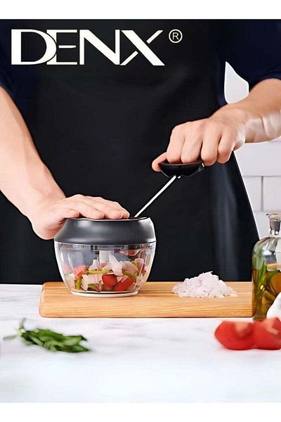 Denx مفرمة طعام يدوية وقاطعة مع سلك سحب لتقطيع البصل والثوم والخضروات.