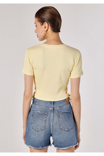Colin's Women's Yellow T-Shirt - Sleeves