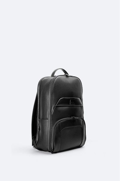 Avva Men's Black Zippered Backpack A41Y9105