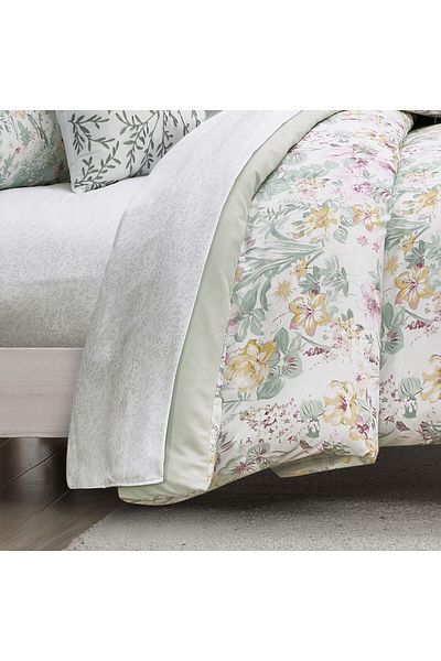 Orange Bed & Bath جافوت | طقم لحاف مزدوج 8 قطع