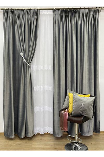Liz Line Set of two velvet curtains, with drapery, various sizes and colors, from the "Velvet lux" range by Liz Line