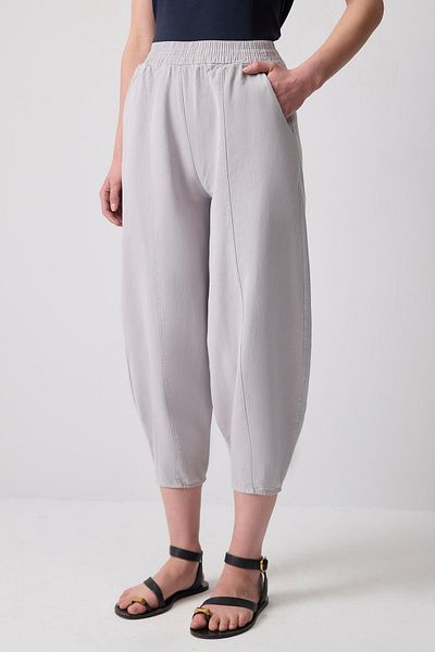 Touché Privé Belt Elastic Carrot Pants