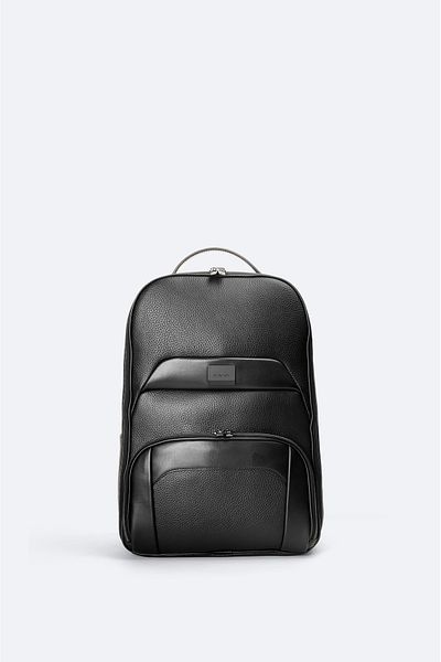 Avva Men's Black Zippered Backpack A41Y9105