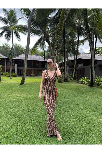 sinemkivanc co Wave Patterned Maxi Dress