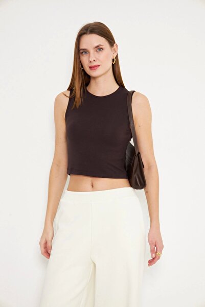 Akabi Women's Sleeveless Crop Tank Top Dark Brown
