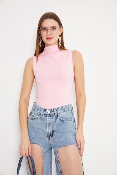 Akabi Kadın Yüksek Yaka Kolsuz Tişört Pembe