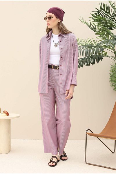 HEQA Pinstriped Basic Shirt Claret Red