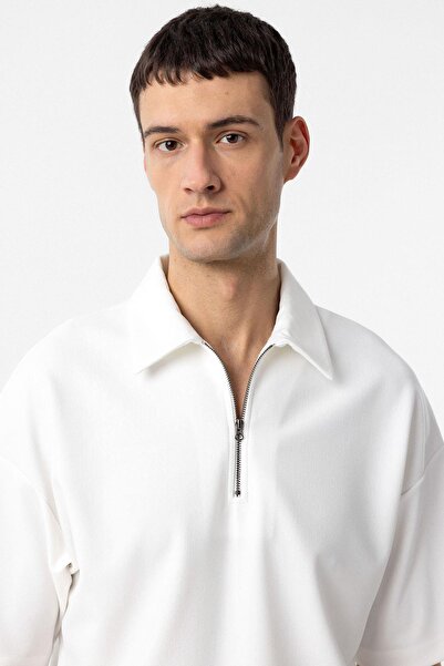 Antioch Ecru Relax Fit Zippered Polo Neck Men's T-Shirt