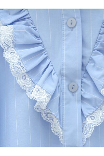Modamorfo Πουκάμισο με κουμπιά με δαντέλα μπροστά με βολάν - Baby Blue