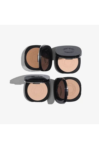 Oriflame The One Everlasting Compressed Powder - Medium 34649