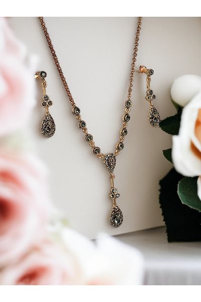 FAYRA ACCESSORIES Crystal Stone Waterway Chain Necklace and Earrings Set