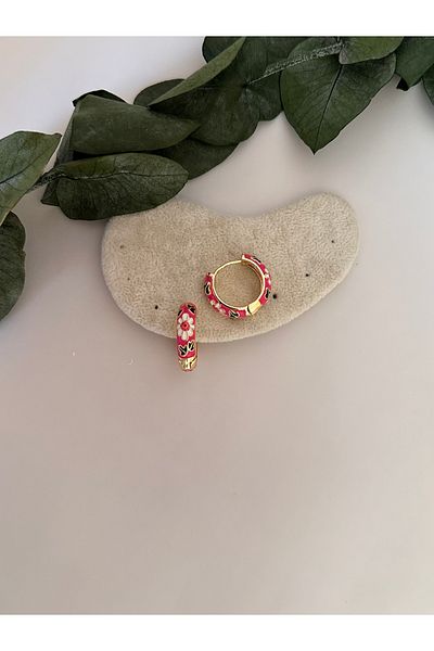 YENGEÇ Enameled Pink Hoop Earrings
