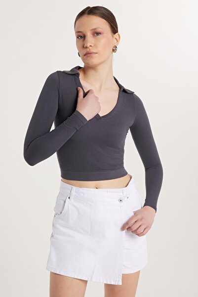 Tudors Жіноча блуза Slim Fit з вузьким кроєм та V-подібним вирізом, антрацитового кольору