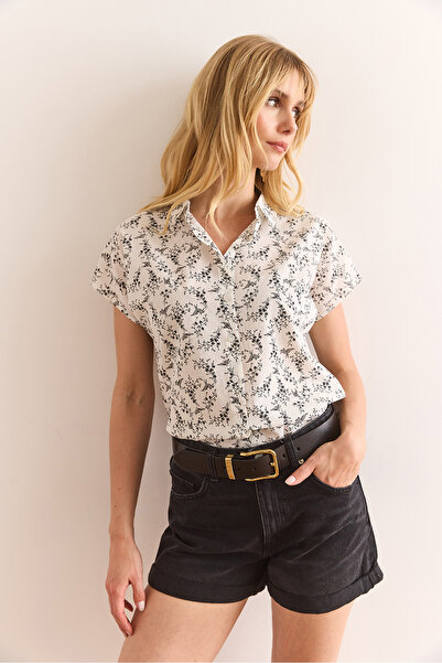 Olalook Women's Tiny Flower Black Flared Linen Bat Shirt Gml-19001317