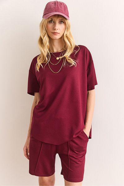 Olalook Women's Burgundy Top Oval T-Shirt Bottom Pocket Shorts Set Tkm-19000303