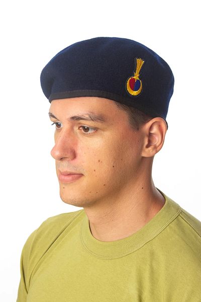 İZMİR ASKERİ MALZEME Gendarmerie Asayis Astsubay Specialist Sergeant Navy Blue Colored Cockade Side Beret