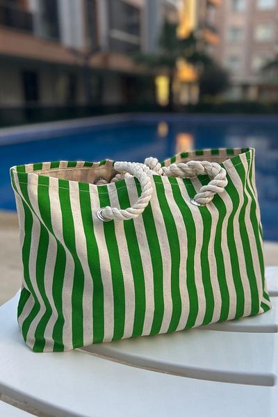 synee Beach and Travel Bag