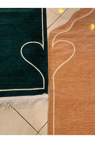 Generic The bride's distinctive carpet