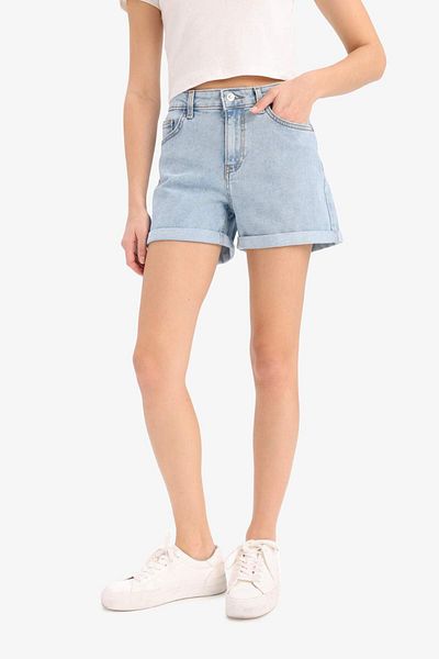 DeFacto Pantaloni scurți din denim cu talie înaltă, spălați cu buzunar, cu picioare înguste E0702AX25SM