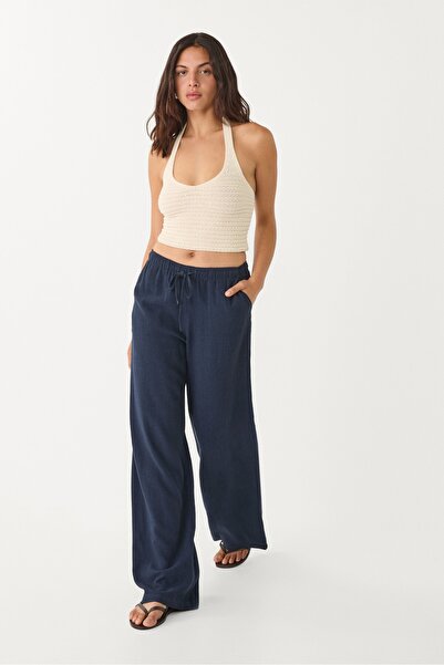 Stradivarius Ketenli dökümlü pantolon