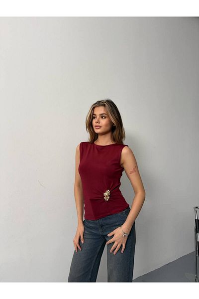 OYERGA MODA Bluză cu detalii accesorii pentru femei