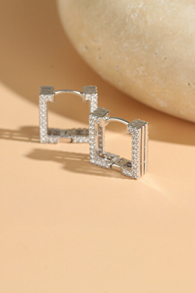 Gümüş Vadisi Kadın 925 Ayar Zirkon Taşlı Kare Küpe