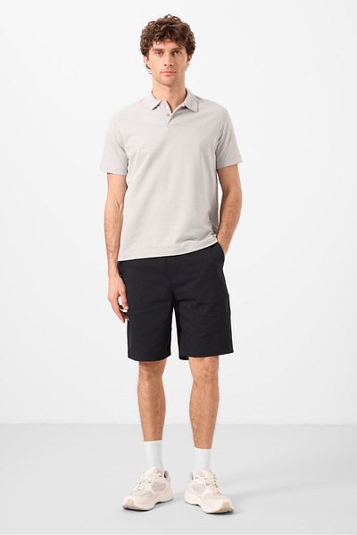 TOMMY LIFE Μαύρο ανδρικό σορτς Chino με υφαντό ελαφρύ, ελαστικό - 81291
