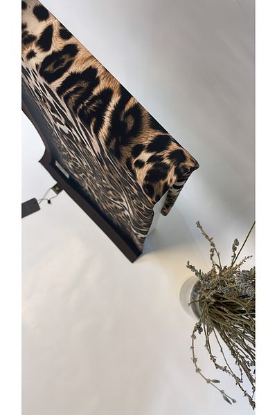 Onur Shawl - Moss Crepe Silk Look Shawl Flowy Quality Stretchy Fabric Fashion Shop Edge Watery Leopard Pattern