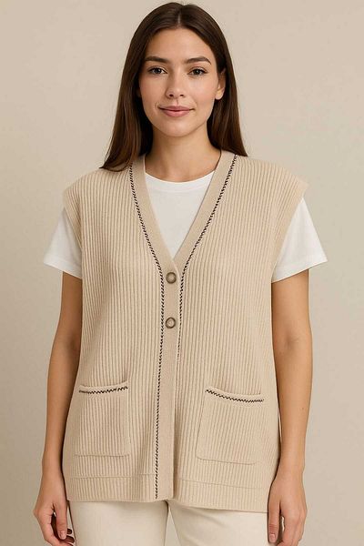 gigigiyim Button Detailed Pocketed Mother Vest Beige
