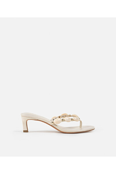 İpekyol Kontrast aksesuarlı topuklu terlik