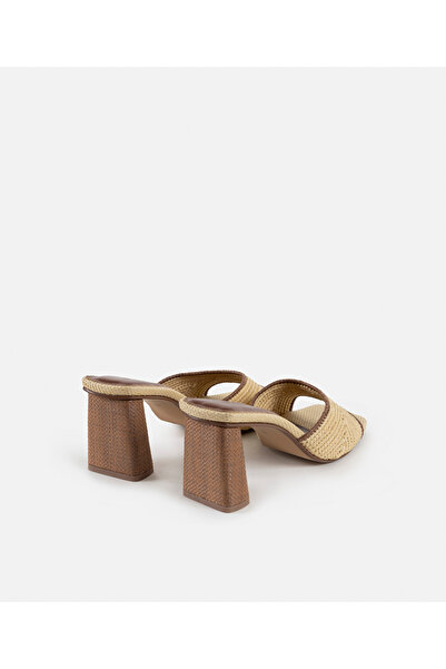 İpekyol Topuklu hasır terlik