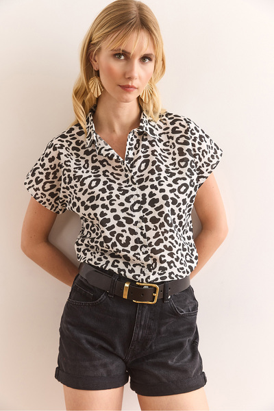 Olalook Women's Leopard Black Flared Linen Bat Shirt Gml-19001317