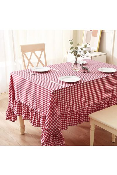 eyma home Pitikare Ruffled Tablecloth