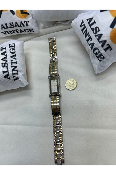 Revello Vintage kadın saati