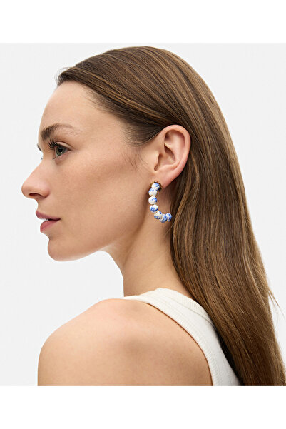 İpekyol Çiçek desenli boncuklu küpe