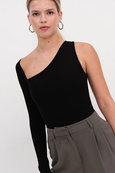 Addax Asymmetric Cut One Sleeve Bodysuit Z13918