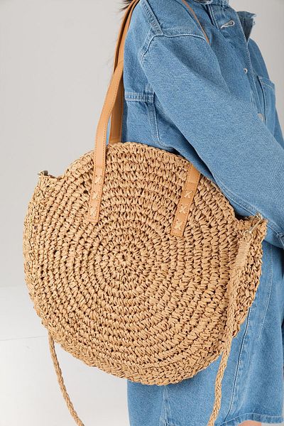 Mio Gusto Camel Color Round Knitted Straw Women's Hand and Shoulder Bag