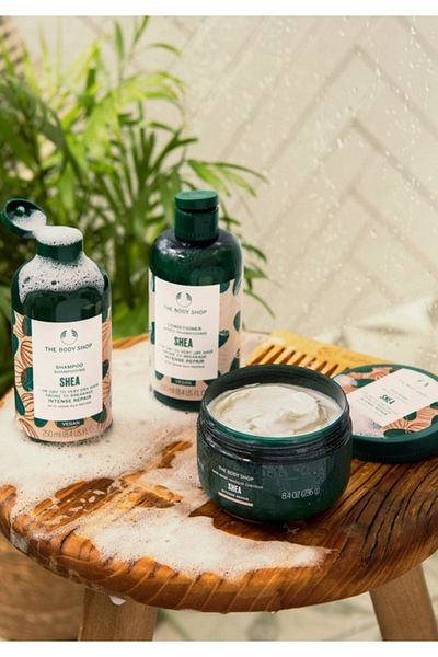 THE BODY SHOP HAIR CONDITIONER WITH SHEA 250 ML