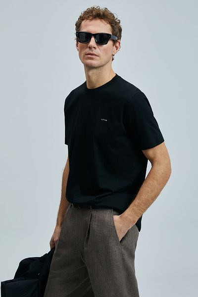 Lufian Bran Modern Graphic T- Shirt Black