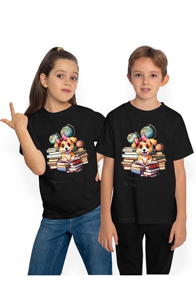 StoryGift Romania Kids T-shirt with a cheerful puppy who is eager to start the new school year, books,