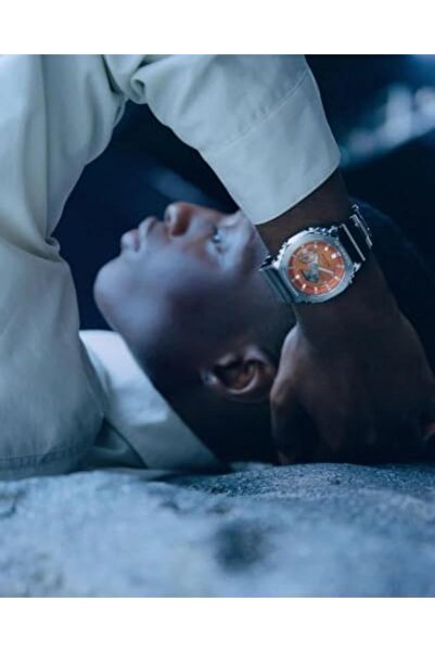 Casio Watches G-Shock Men “Stainless steel band One-touch tri-fold clasp-GM-2110D-4ADR, Silver, 49