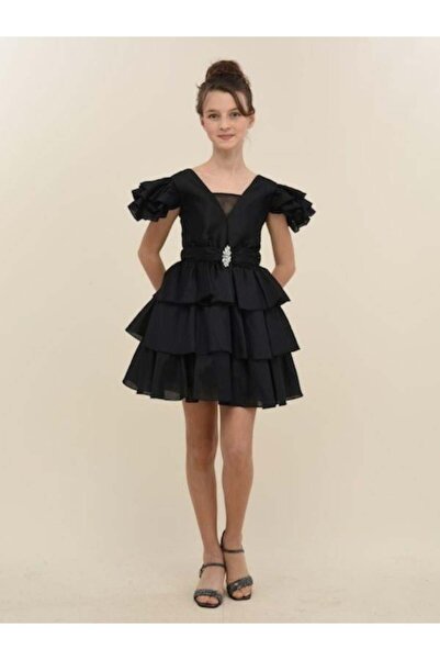 Zekids Βραδινό φόρεμα για κορίτσια με μαύρο βολάν με κοντό σχέδιο