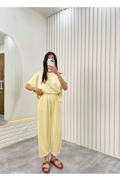 manana fashion Set de trening de calitate premium din țesătură modal galbenă, cu decolteu oversize, cu mânecă scurtă