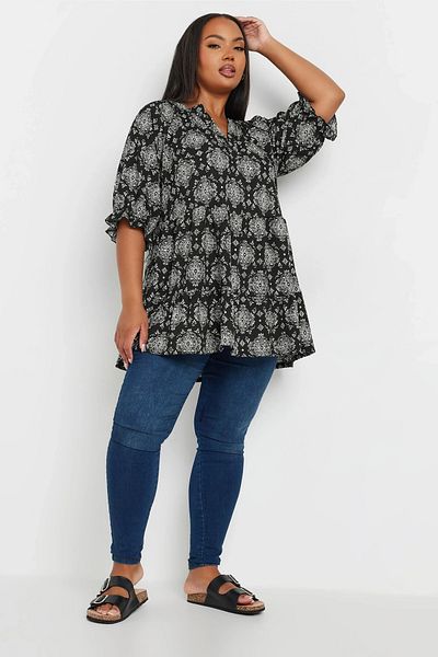 Stil Diva Plus Size Half Sleeve Notch Collar Print Blouse 321991