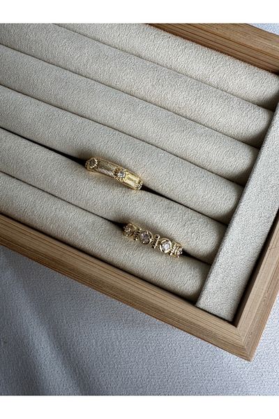 ringbox Gold Dot Detailed Ring Set of 2