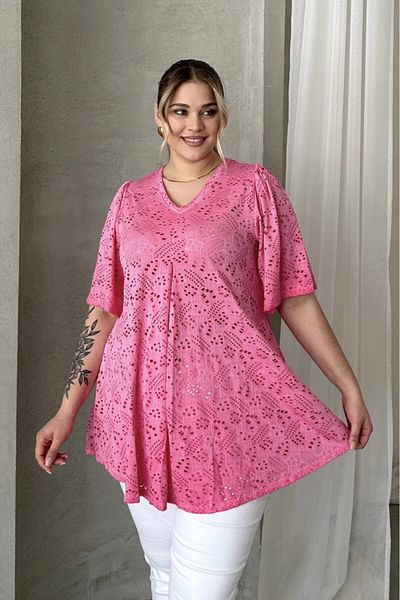 Stil Diva Plus Size V-Neck Short Sleeve Lace Detail Unlined Blouse 302956