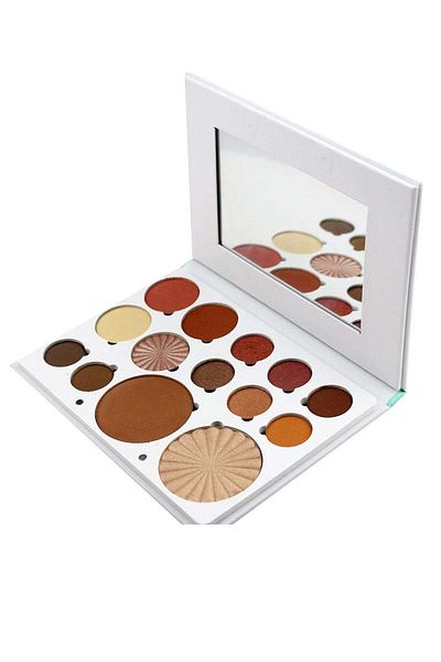 Love Me Highlighter Pro Palette - Multicolor